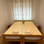 أونا لا أونيكا شقة بيهاتش