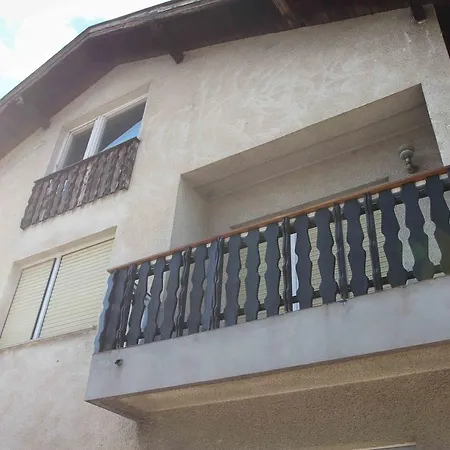 La Unica Апартаменты Бихач