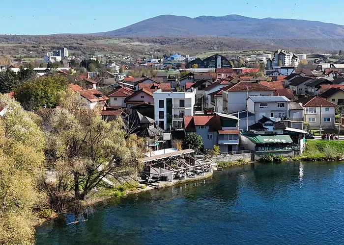 La Unica Apartmán Bihać